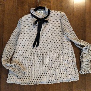 Max Studio pale cream pleaded blouse